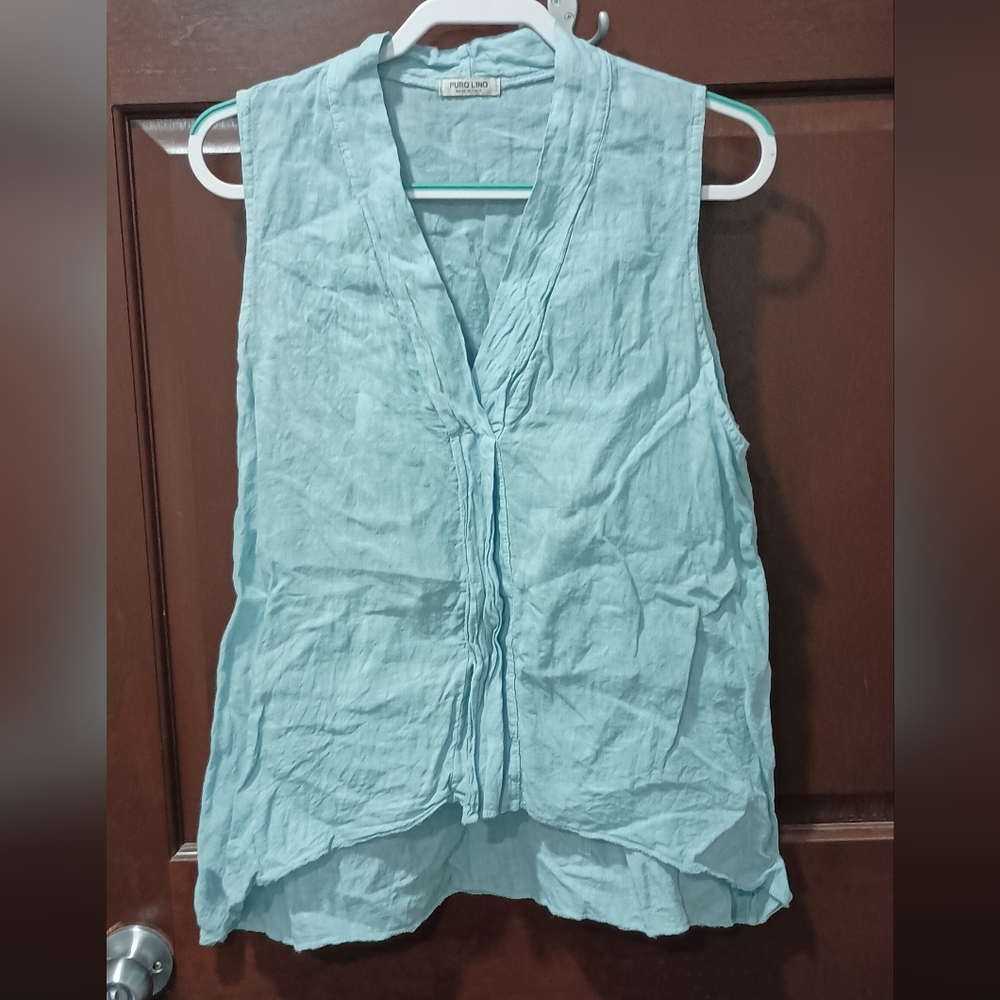 Sleeveless Teal Top